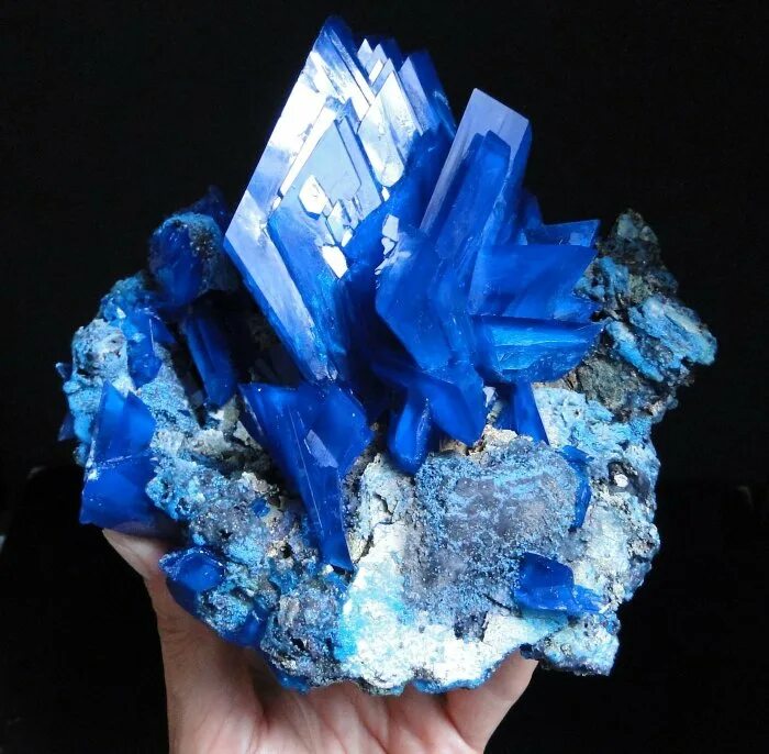 Медный купорос cuso4 5h2o. Кристаллы железоаммонийных квасцов. Драгоценный нефрит геншин. Пероксайд кристаллы. Пероксайд кристаллы.