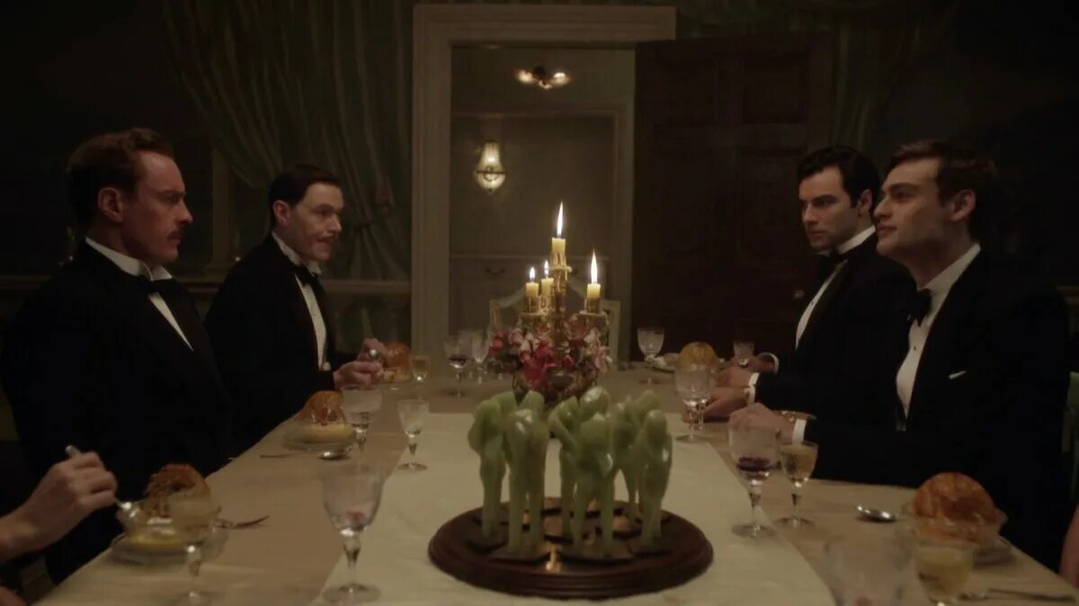 Then there were two. И никого не стало сериал 2015. Берн горман и никого не стало. Дуглас бут и никого не стало. И никого не стало сериал фигурки.