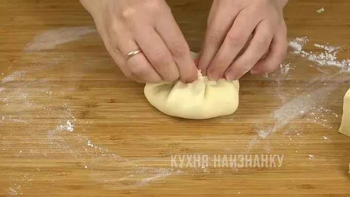 Кухня наизнанку рецепты тесто. Тесто 158. пирожки из теста 158. кухня наизнанку тесто для вареников. кухня наизнанку тесто для пельменей.