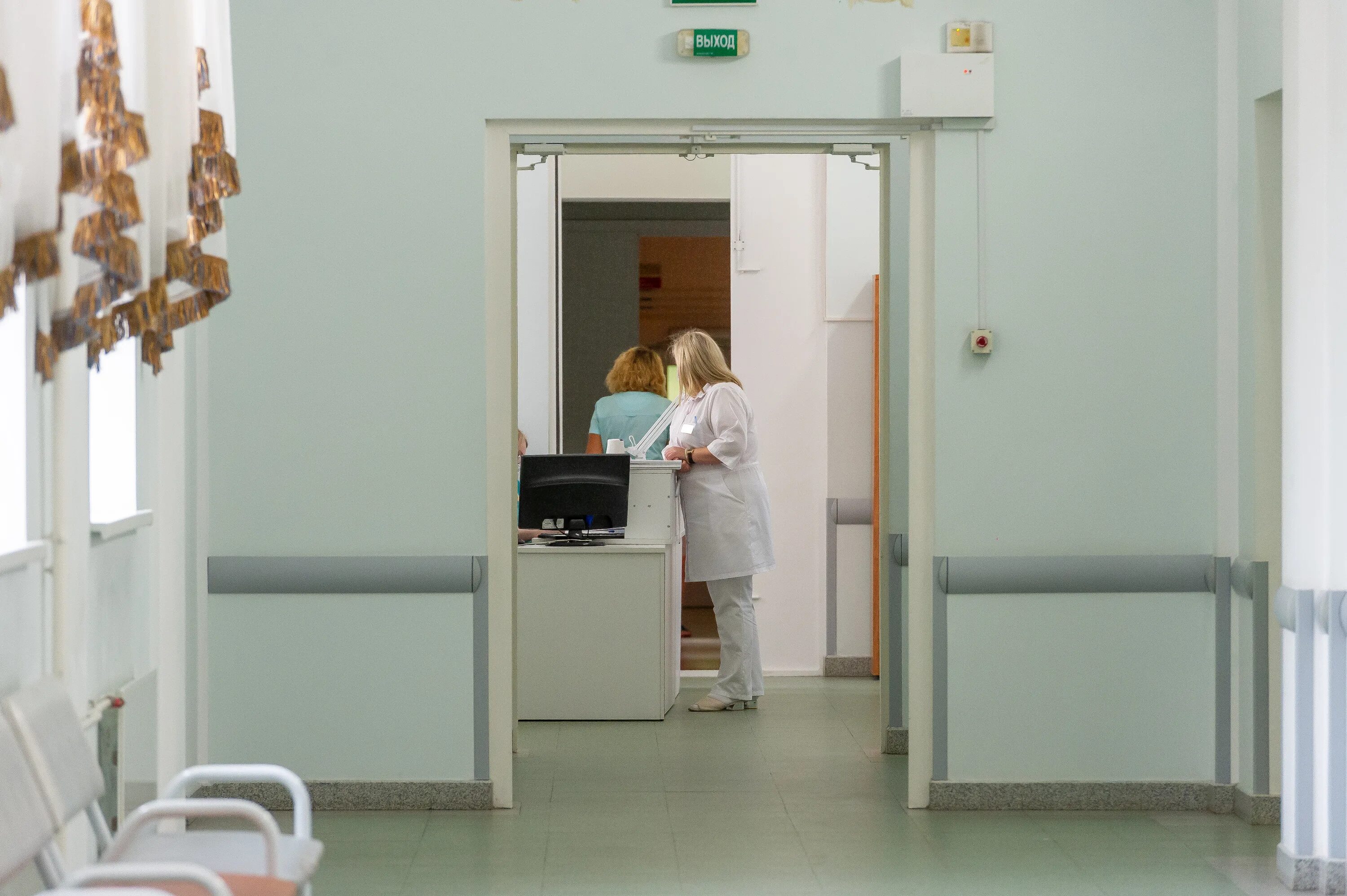 Терапевты 51 поликлиники спб. В ереване больница ребуни врач эпилептологи. 51 поликлиника главный врач. Резчикова педиатр тула. Терапевты 51 поликлиники спб.