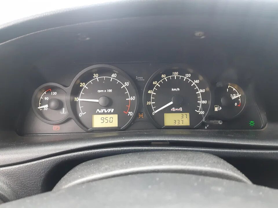 Снова обновили приборку))) - Сообщество "Chevrolet Niva" на DRIVE2
