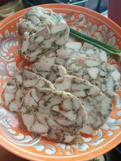 Мраморный рулет из курицы с желатином