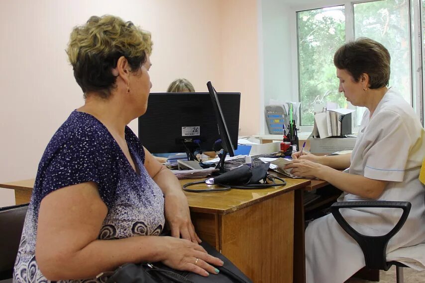Смоленская поликлиника алтайский край. Прием в поликлинике. Работа поликлиник в алтайском крае. Боз больница бийск. Смоленская поликлиника алтайский край.