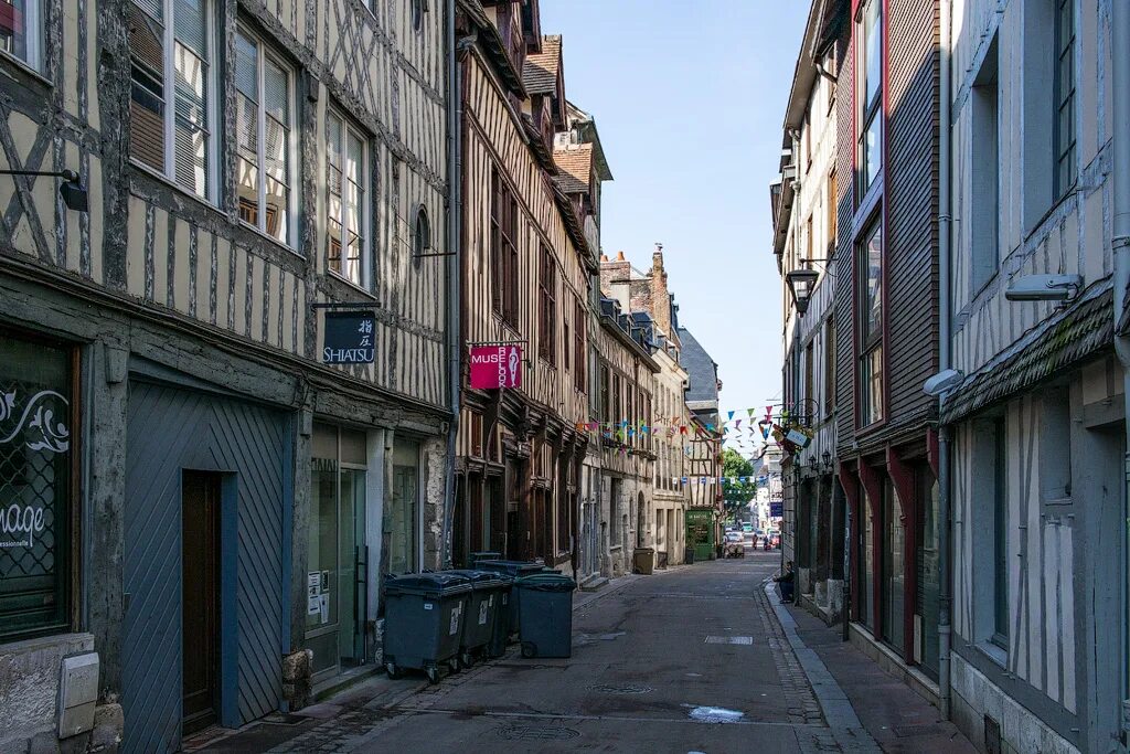 Руан зимой. Руан париж. Руан новости в реальном режиме. Руан франция. Руан новости в реальном режиме.