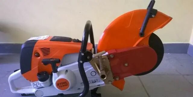 Рельсорезный штиль. Рельсорезный станок штиль ТС 800. Бензорез Stihl ts800 рельсорез. Штиль 800 бензорез рельсорез. Бензиновый резчик Stihl TS 800 5000 Вт 6.8 л.с. 400 мм.