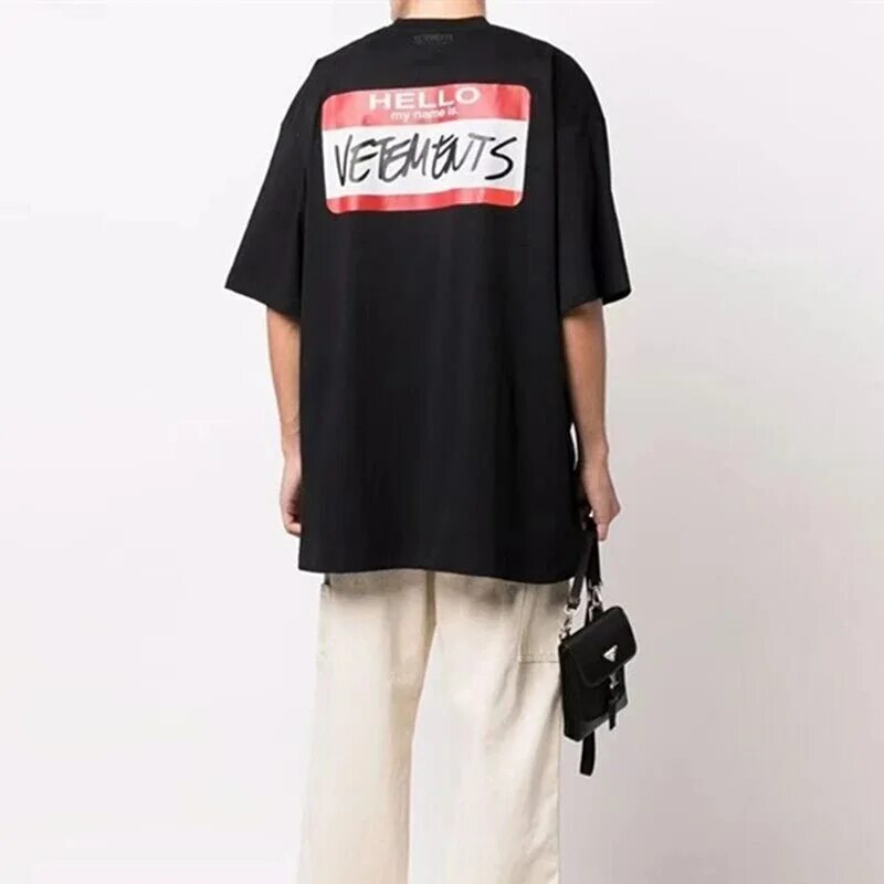 Футболка hello my name is vetements. Футболка vetements hello. vetements футболка hello my name. рубашка vetements.