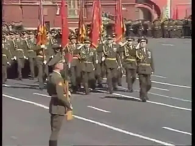 Парад 2002 год. Парад 2002 год. Парад 2002 год. Парад победы 2002. 9 мая взрыв в каспийске на параде.