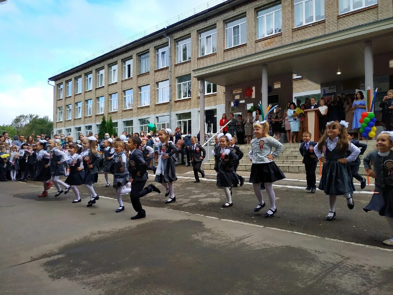 Школы смоленска телефоны. 25 Школа Смоленск.