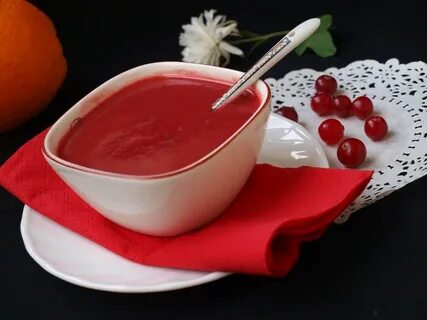 Соус для мяса из клюквы