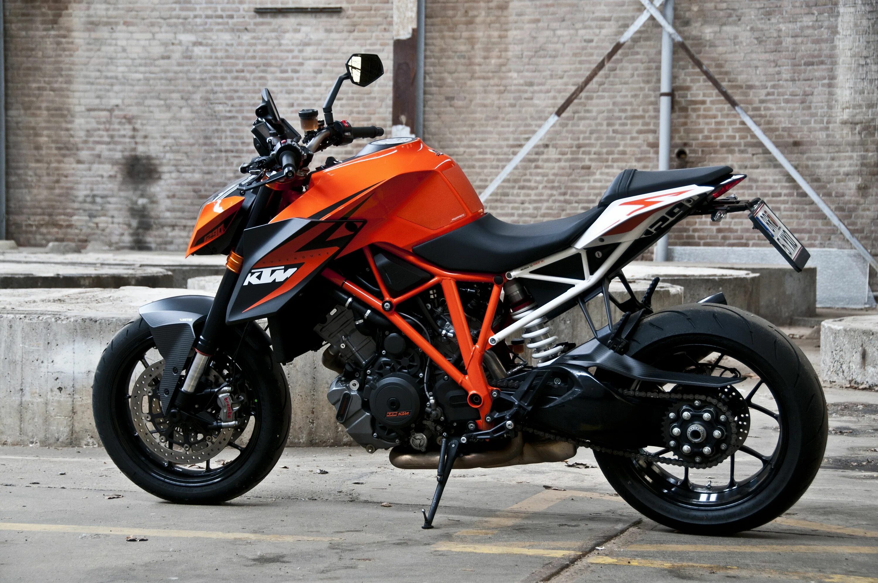 Самый мощный ктм. Ктм rc8. Ктм супер дюк 1290. Ktm duke 1290 r. Ктм 450 exc.