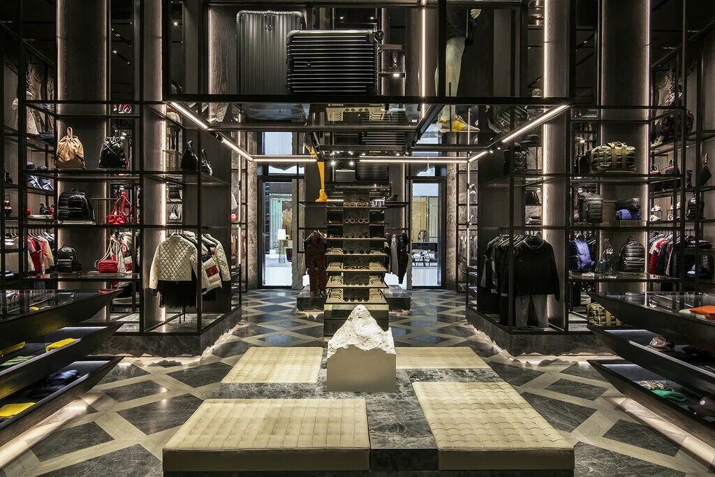 Монклер дубай. Дубай монклер. moncler dubai. zabeel отзывы сотрудников.
