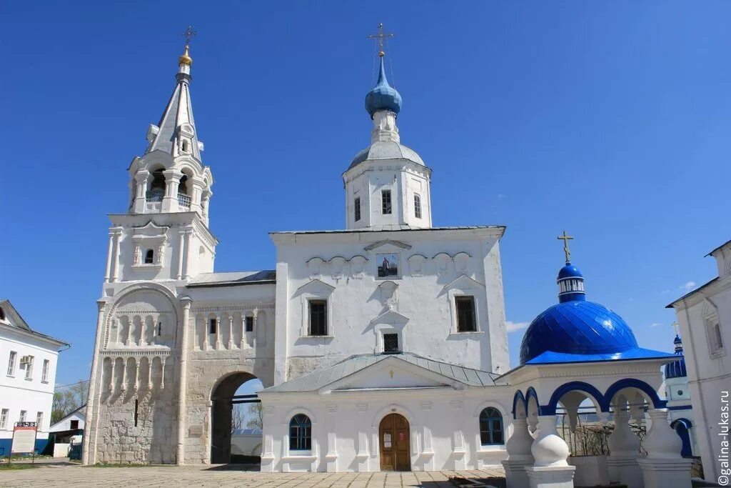 андрей боголюбский село боголюбово. дворец князя андрея боголюбского во владимире. резиденция андрея боголюбского. резиденция андрея боголюбского. боголюбово монастырь дворец андрея боголюбского.