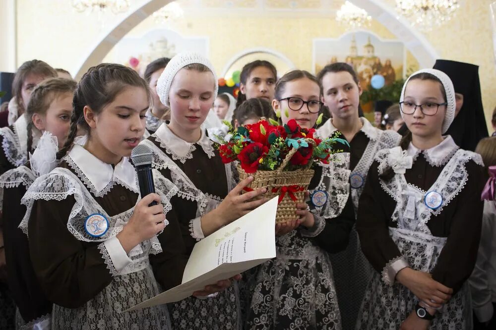 Воспитанница это. Николо Сольбинский монастырь школа. ЧОУ добрая школа на Сольбе. Сольбинский монастырь Переславль-Залесский. Сольба женский монастырь приют.