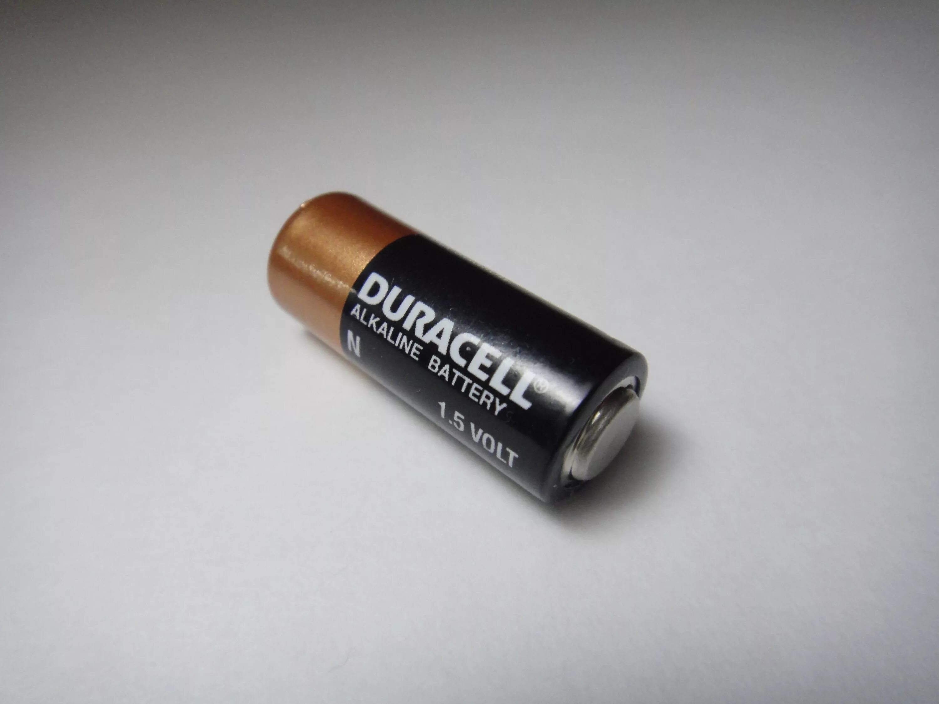 N battery