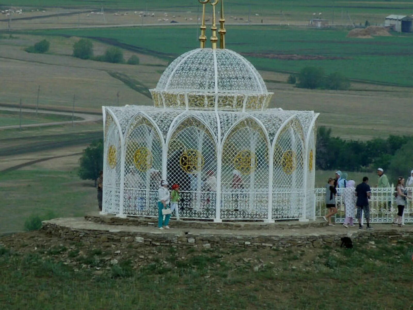 Нарыстау Башкортостан гора. Гора Нарыстау Башкирия Миякинский район. Святой Родник Нарыстау. Альшеевский район гора Нарыстау.