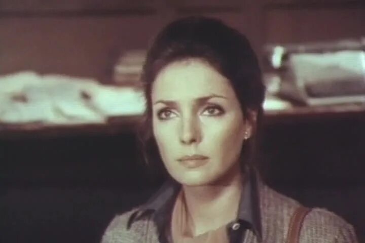 уважаемые люди 1975. уважаемые люди / gente di rispetto. режиссер луиджи дзампа. уважаемый фильм 1990. уважаемые люди фильм 1975.