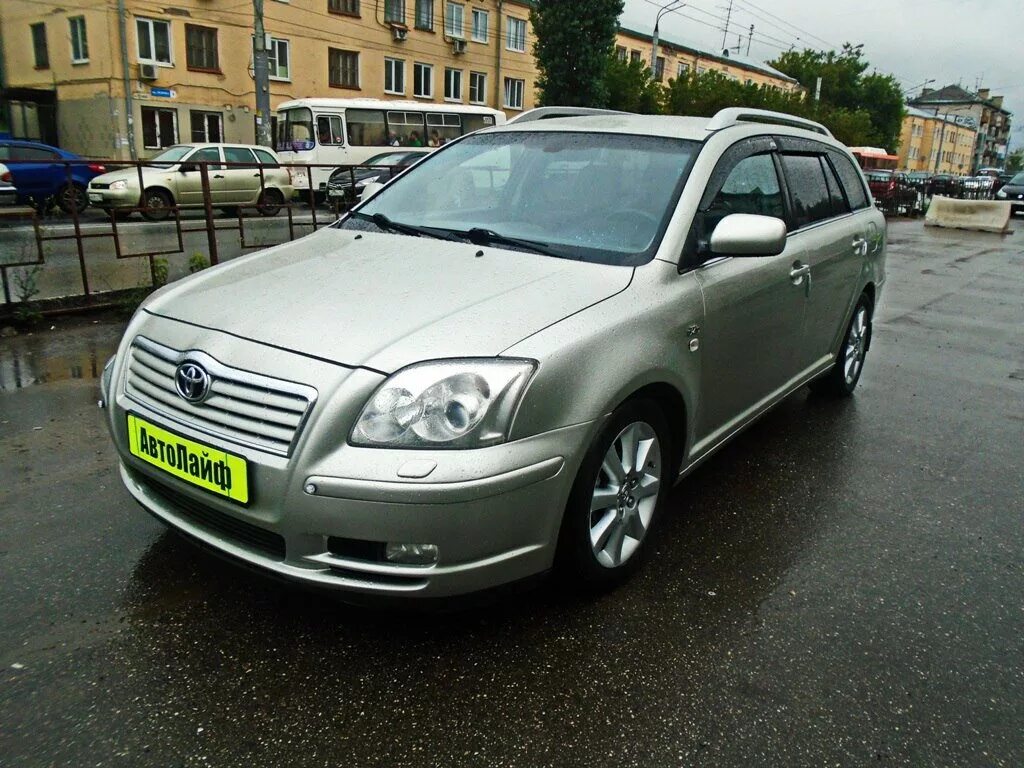 Купить тойота авенсис бу. Toyota Avensis 2004. Toyota Avensis 2004 универсал. Тойота Авенсис 2007 универсал. Тойота Авенсис универсал 2004.