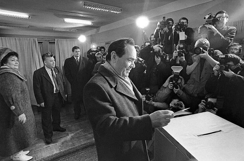 Татарстан в 30 годы. Референдум в татарстане в 1992. татарстан референдум о независимости 1992. независимость татарстана 1993. референдум в татарстане в 1992 фото.