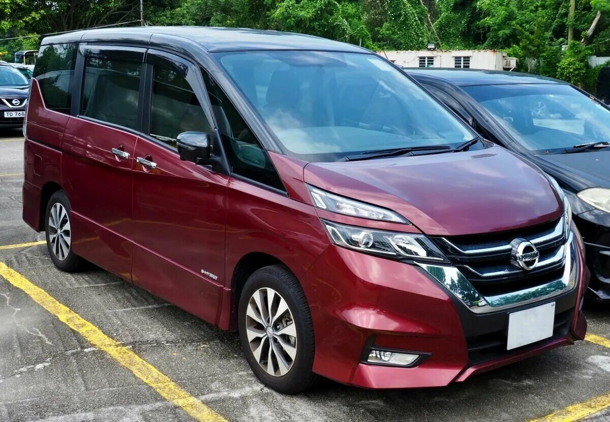 Новые минивэны все марки. Ниссан Серена c27. Nissan Serena 2018. Nissan минивэн Serena. Ниссан Серена с26 гибрид.