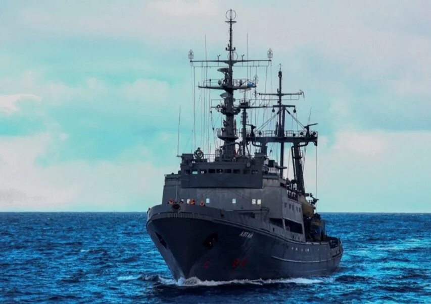 Спасательное судно алтай. Спасательного буксирного судна &quot;алтай&quot;. сбс алтай северного флота. судно алтай вмф. спасательное судно алтай северный флот.