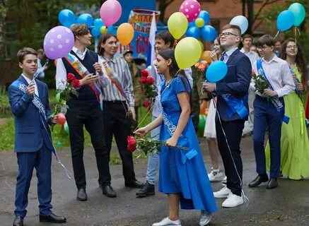 Посвятила жизнь школе