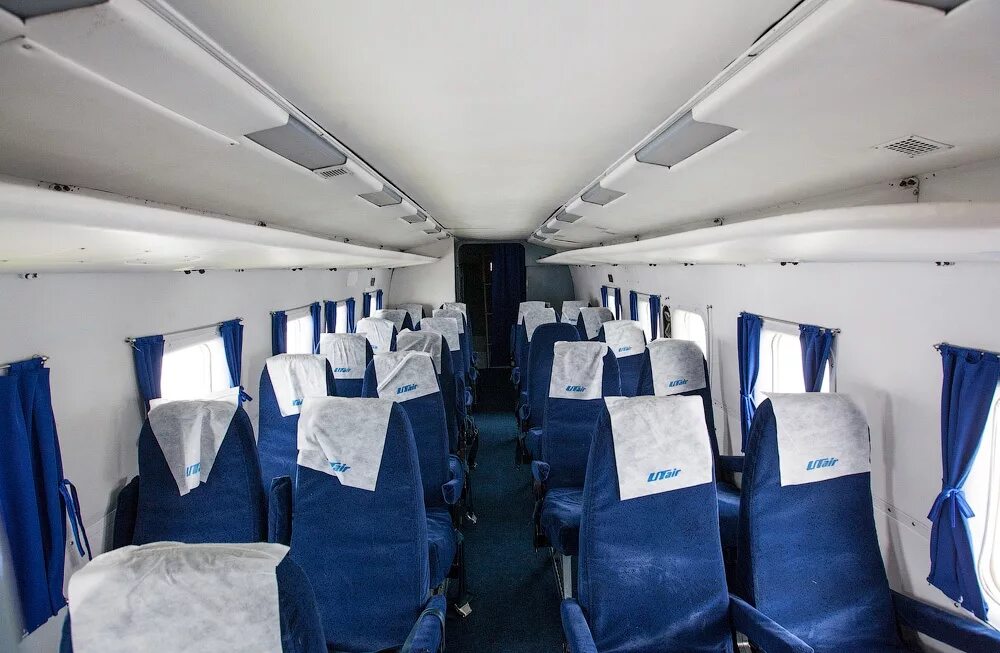 ми 8мтв салон. пассажирский ми8 внутри. салон вертолета ми-8. сколько пассажирских мест в вертолете. ми 8 вип салон.