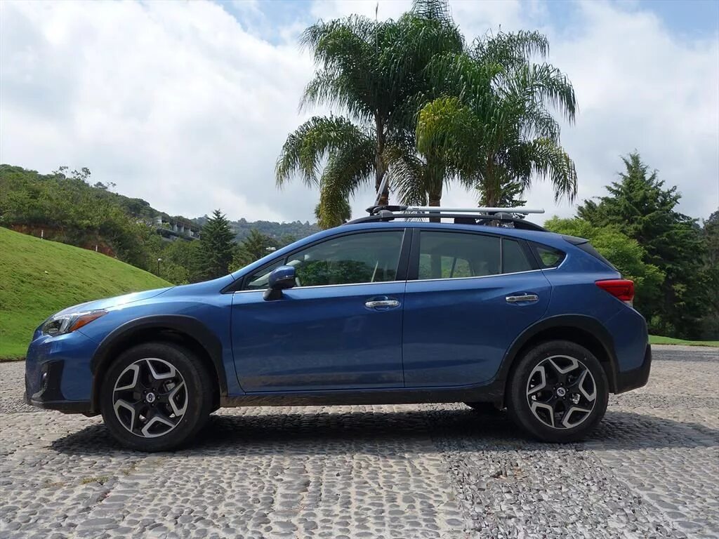 2018 xv. Субару xv 2018. субару xv2018 синий. цвета субару xv 2018. subaru xv 2018 бишкек.