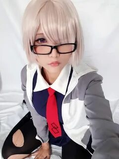 Hana cosplay