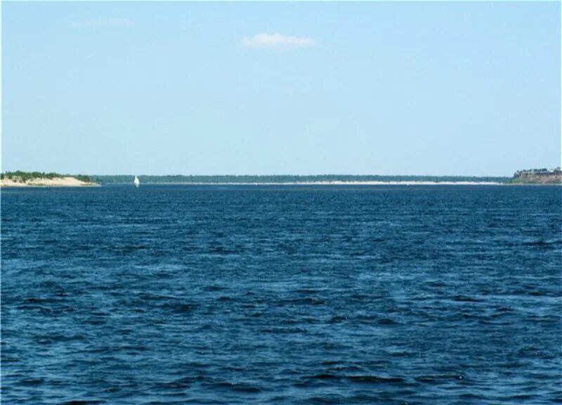 Место где волга впадает в море. Место впадения волги в каспийское море. Место впадения реки волги в каспийское море. Каспийское море астрахань дельта. Впадение волги в каспийское море.