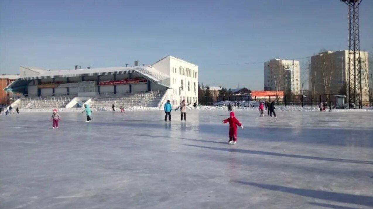 Каток факел лесной. Каток факел лесной. Факел подгорный красноярский край. Факел каток екатеринбург. Каток в краснотурьинске.