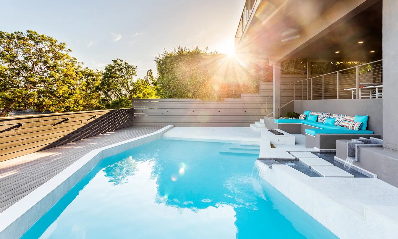 Pool out. Бассейн на траве. swimpool. бассейн кантри гольдштейн. outdoor swimming pool.