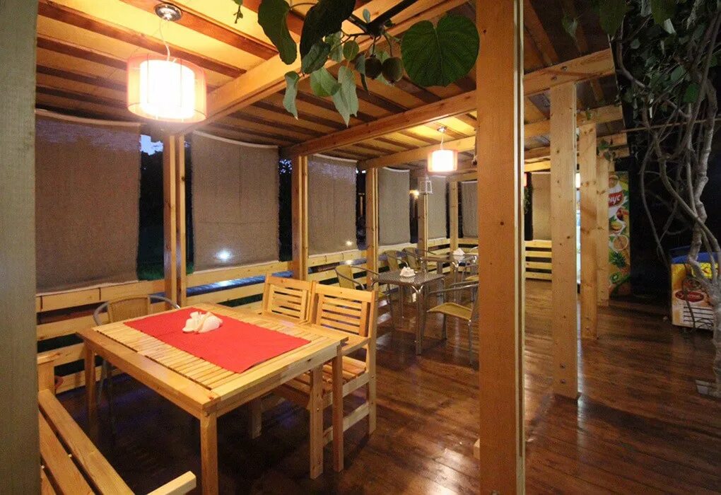 гостевой дом бугаз благовещенская. гостевой дом южной ветер. гостевой дом южный путь каменск-шахтинский. гостиница южный путь каменск шахтинский. отель южный бриз геленджик.