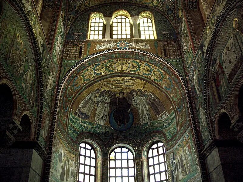 Что такое апсида в архитектуре храма схема. Древнерусский храм апсида. Алтарная апсида. Архитектурные термины апсида. Дом базилика.