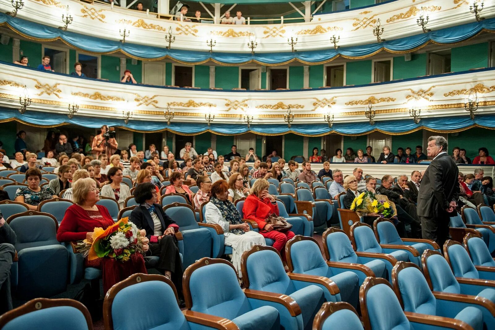 Театр Охлопкова Иркутск. Иркутский Академический драматический театр. Драмтеатр Охлопкова Иркутск. Театр Охлопкова Иркутск зал. Театр драмма