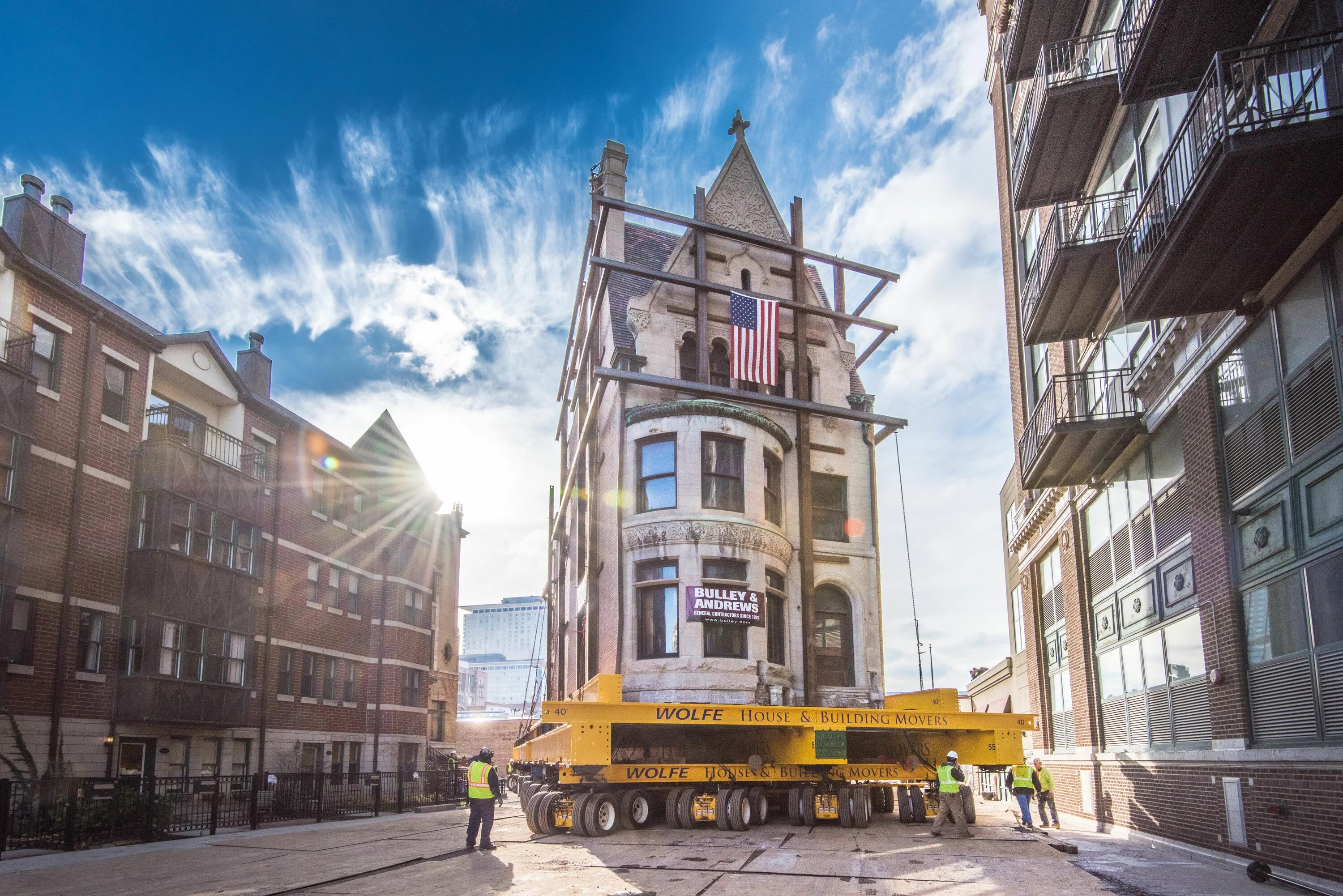 Building moving. Moving buildings. mccormick chicago building. amp building.