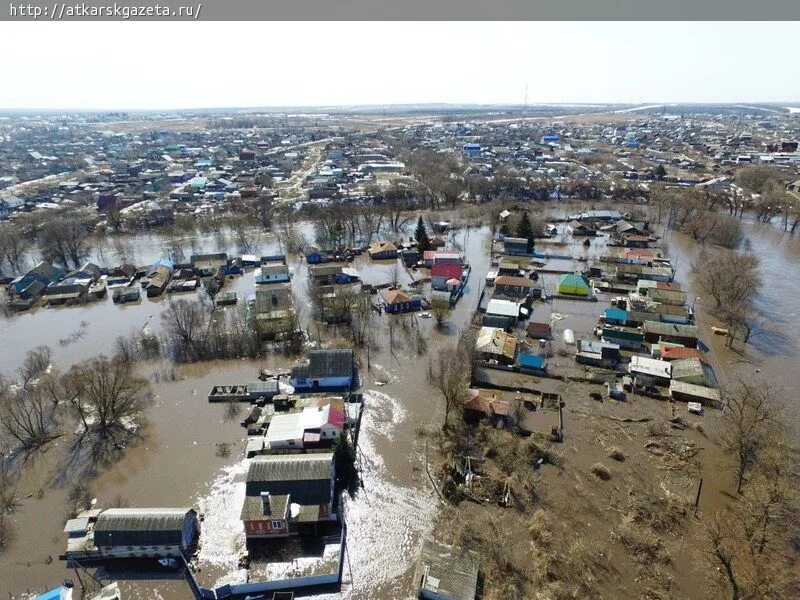 Аткарск Саратовская область. Паводок в Аткарске. Паводок Дергачи Саратовская область. Половодье Аткарск.