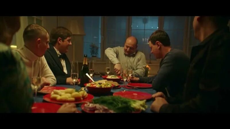 Сюрстремминг с рублевки. Сюрстремминг с рублевки. Бурунов гоголь полицейский. Бурунов полицейский с рублевки. Сюрстрёмминг яковлев.