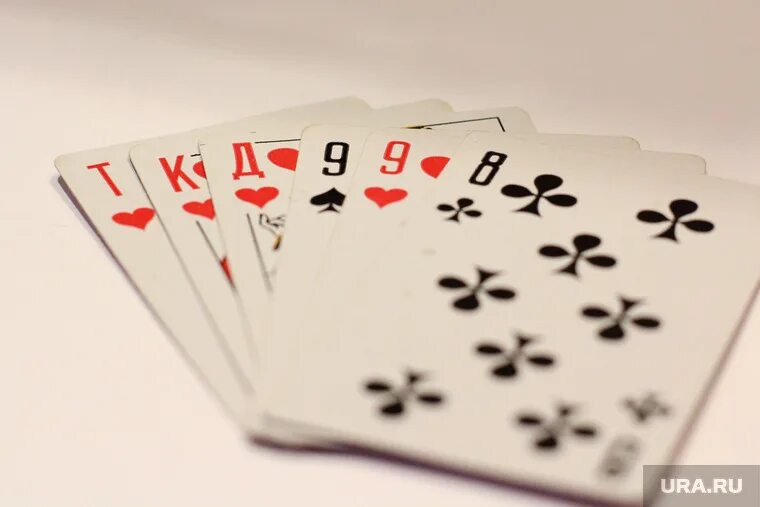 Бито в картах. Карты bu. Microsoft solitaire collection эмблема 200 картинки. Бито в картах. Пасьянс по три карты веером.