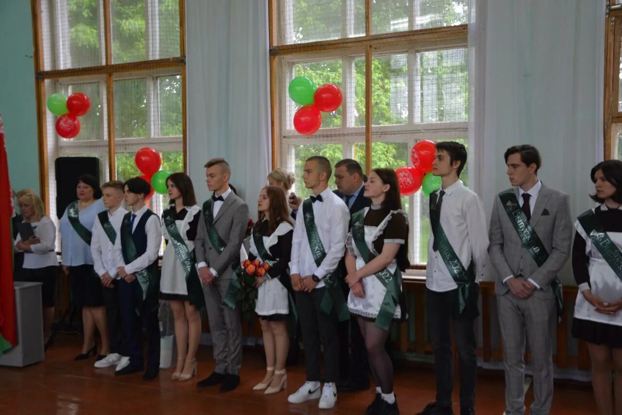Звонка брест. Звонка брест. Город алексин школа 3 фото выпускников. Последний звонок 2008. Школа 11 брест.
