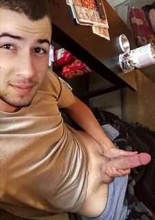 El pack de nick Jonas, esta 🤤 🤤 🥵.