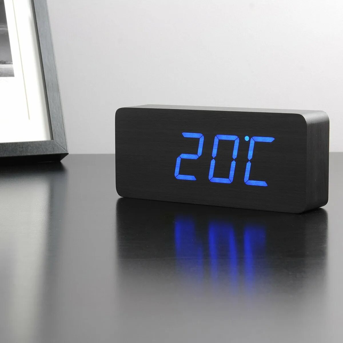 Click clock. Gingko electronics часы. часы настольные led clock. будильник 2025. будильник об стену.