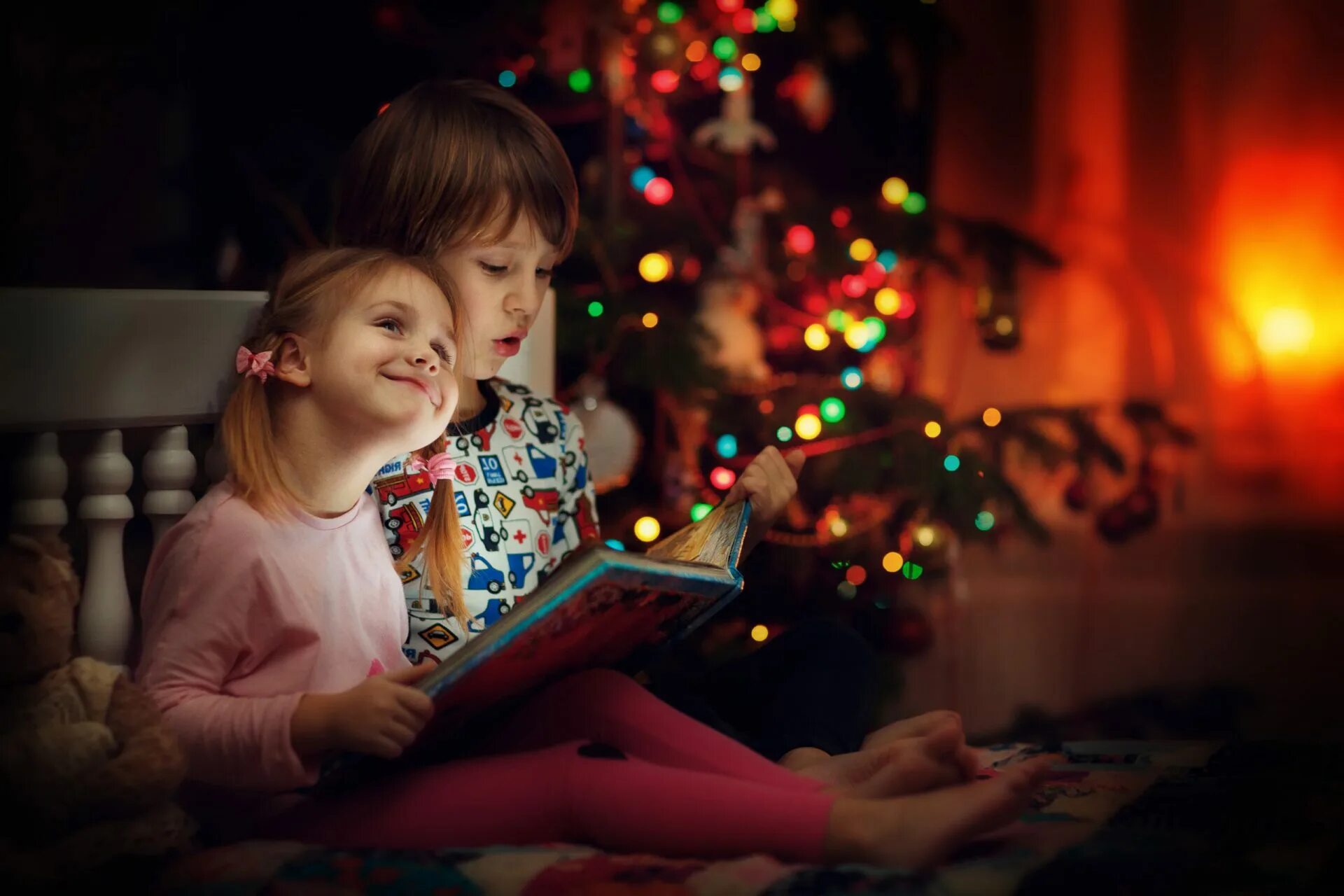 Чудо волшебство. Дети верят в волшебство. Волшебство вокруг нас. Новогоднее чудо. Дети верят в волшебство.