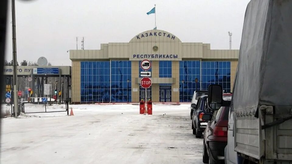Граница кз. Граница кз. Границы казахстана. Кордай кыргызстан таможня. Пункт пропуска кыргызстан узбекистан.