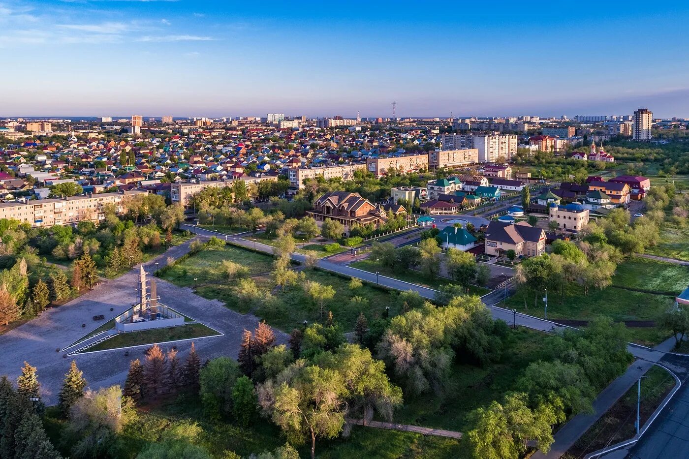 Г оренбург отзывы. Город Оренбург. Оренбург с высоты птичьего полета. Оренбург Степная столица. Оренбург вид сверху.