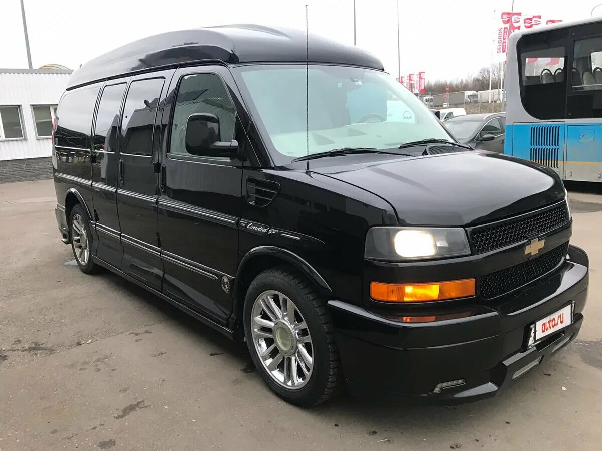 Chevrolet express ii 2022. Шевроле экспресс 1998г. Chevrolet express long. Шевроле экспресс пугачевой. 3 at.