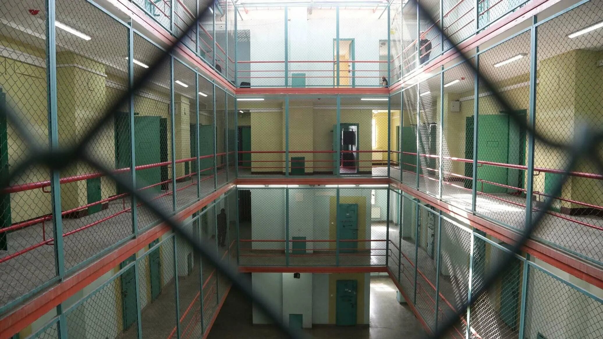 Тюрьма. Тюрьма в Грузии. Тюрьма в Тбилиси. Глданская тюрьма в Тбилиси.