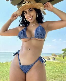Chavellasworld nude - Isabel (@chavellasworld) - Reddit NSFW, TikTok NUDES ...