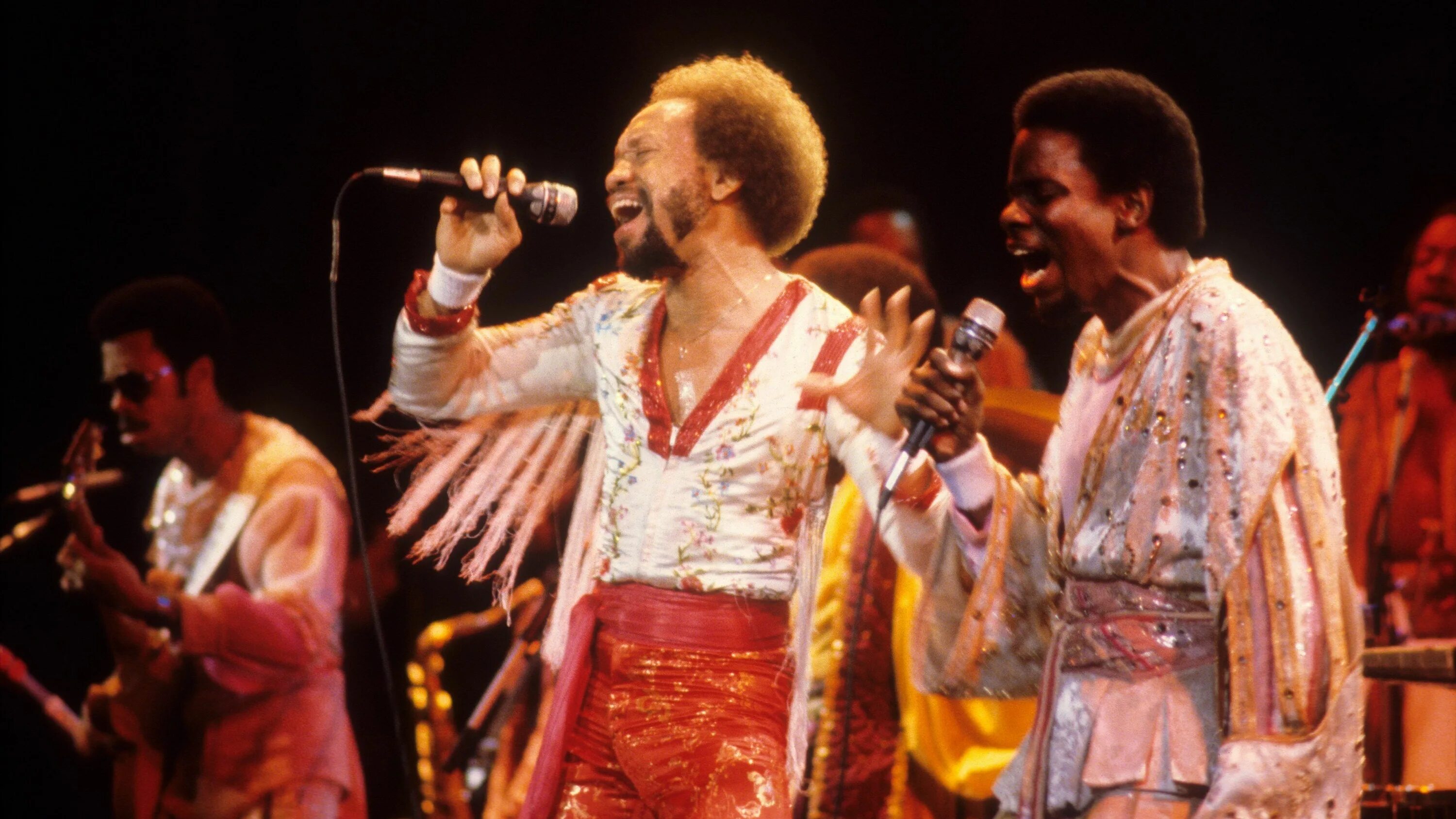 Группа earth, wind & fire. September песня earth wind and fire. September earth wind fire. Земля ветер огонь сентябрь текст. September песня earth wind and fire.