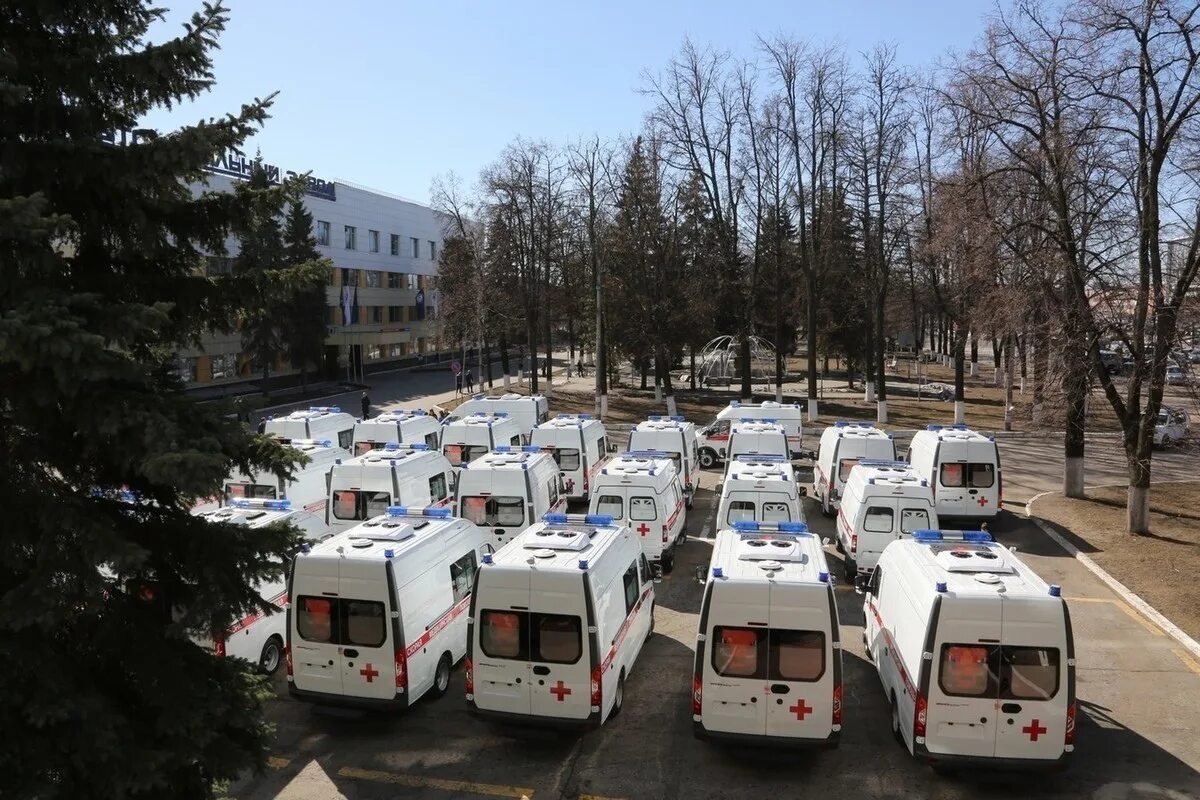 Скорая новгород. Больницы Нижегородской области. Скорые Нижегородской области. Нижний Новгород машины скорой помощи. Автопарк Нижний Новгород.