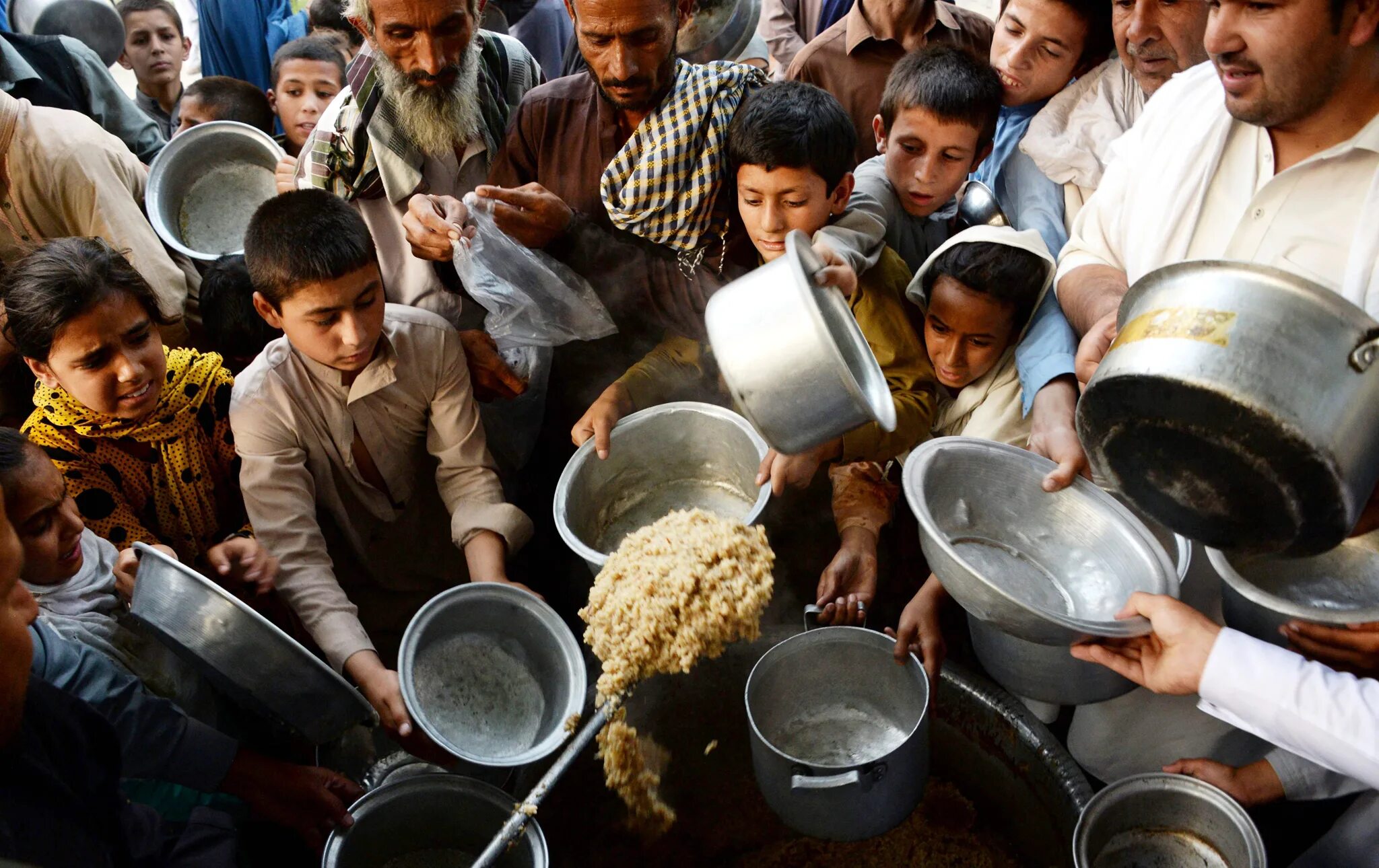 Дети Афганистана. Голодные дети Афганистана. Население Афганистана. Голодание дети Афганистан.
